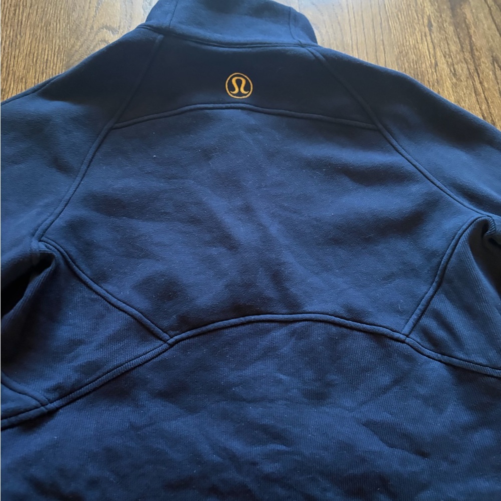 Lululemon Athletica Navy scuba hoodie cropped Sweatshirt with Gold Zipper - Picture 4 of 4